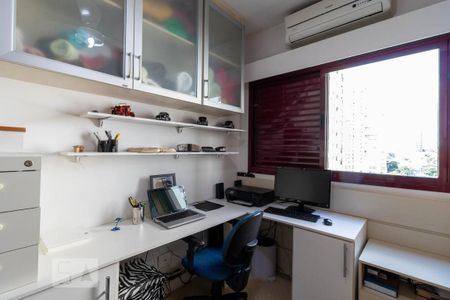 Apartamento para alugar com 96m², 3 quartos e 2 vagasQuarto 2