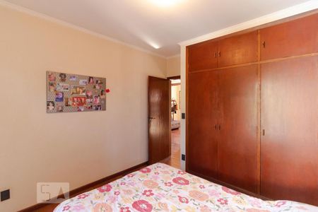 Casa à venda com 264m², 4 quartos e 2 vagas Casa à venda com 264m², 4 quartos e 2 vagasQuarto 03