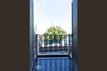 Casa à venda com 264m², 4 quartos e 2 vagas Casa à venda com 264m², 4 quartos e 2 vagasSacada da Suíte