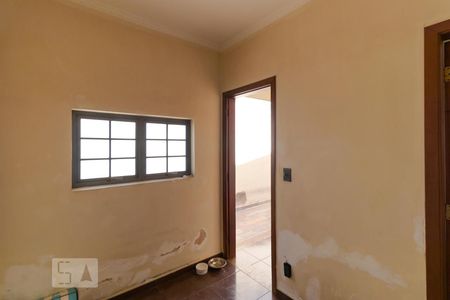 Casa à venda com 264m², 4 quartos e 2 vagas Casa à venda com 264m², 4 quartos e 2 vagasQuarto de Serviço