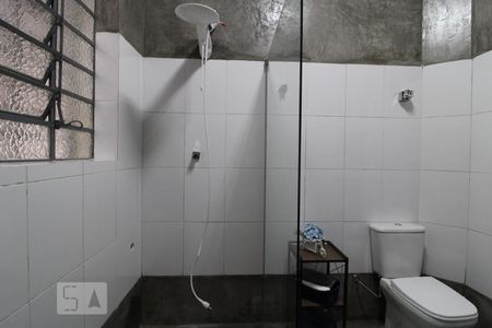 Casa à venda com 225m², 3 quartos e 3 vagasBanheiro 2