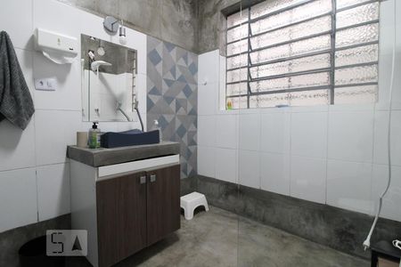 Casa à venda com 225m², 3 quartos e 3 vagasBanheiro 2