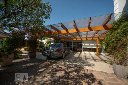 Casa à venda com 680m², 3 quartos e 2 vagasGaragem