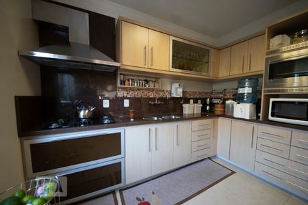 Casa à venda com 680m², 3 quartos e 2 vagasCozinha