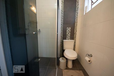 Casa à venda com 680m², 3 quartos e 2 vagasBanheiro 3
