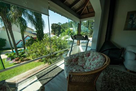 Casa à venda com 680m², 3 quartos e 2 vagasSacada da Sala 2