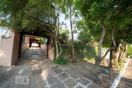 Casa para alugar com 350m², 5 quartos e 3 vagasFachada