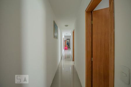 Casa à venda com 207m², 5 quartos e 1 vagaCorredor