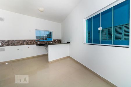 Sala e Cozinha de apartamento para alugar com 1 quarto, 45m² em Vila Isolina Mazzei, São Paulo