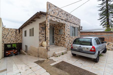 Casa à venda com 136m², 3 quartos e 1 vaga Casa à venda com 136m², 3 quartos e 1 vagaFachada