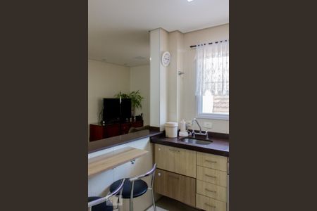 Apartamento à venda com 130m², 2 quartos e 2 vagas Apartamento à venda com 130m², 2 quartos e 2 vagasCozinha