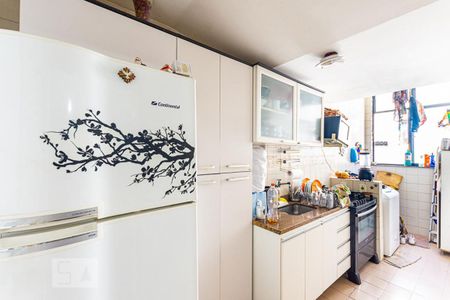 Apartamento à venda com 60m², 2 quartos e 1 vagaCozinha 