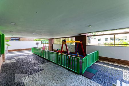 Apartamento à venda com 60m², 2 quartos e 1 vagaÁrea Comum - Playground