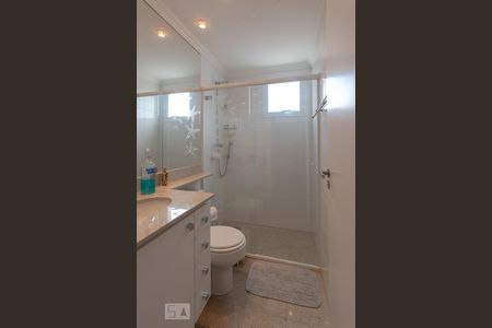 Apartamento à venda com 160m², 3 quartos e 3 vagasBanheiro da Suíte 2