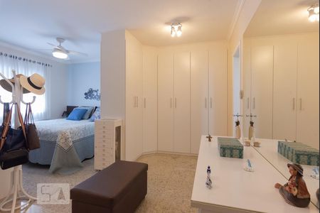 Apartamento à venda com 160m², 3 quartos e 3 vagasSuíte 1