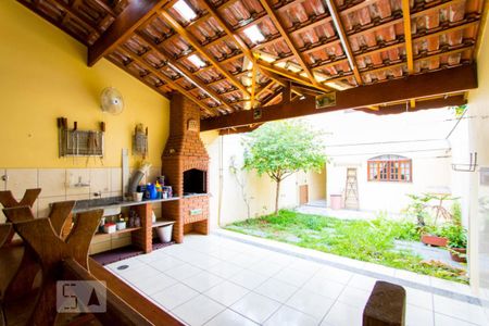 Casa à venda com 225m², 3 quartos e 4 vagas Casa à venda com 225m², 3 quartos e 4 vagasEspaço gourmet