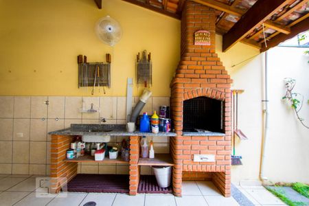 Casa à venda com 225m², 3 quartos e 4 vagas Casa à venda com 225m², 3 quartos e 4 vagasEspaço gourmet - Churrasqueira