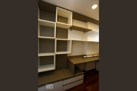 Apartamento para alugar com 138m², 3 quartos e 2 vagasÁrea de Serviço