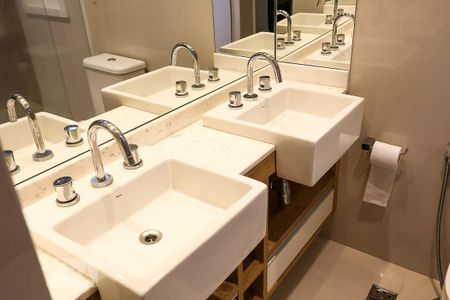 Apartamento para alugar com 138m², 3 quartos e 2 vagasBanheiro da Suíte 3