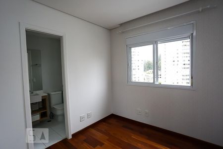 Apartamento para alugar com 138m², 3 quartos e 2 vagassuíte 1