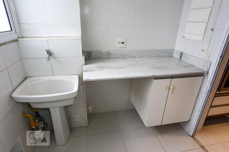 Apartamento para alugar com 138m², 3 quartos e 2 vagasÁrea de Serviço