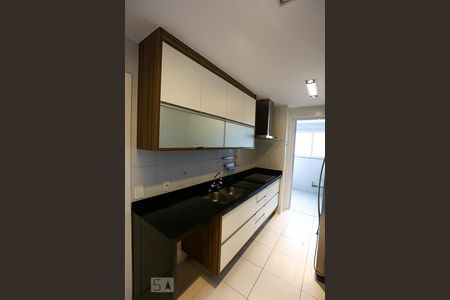 Apartamento para alugar com 138m², 3 quartos e 2 vagasCozinha