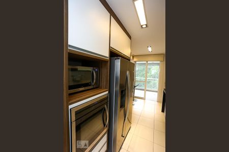 Apartamento para alugar com 138m², 3 quartos e 2 vagasCozinha