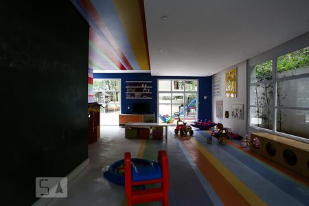 Apartamento para alugar com 138m², 3 quartos e 2 vagasBrinquedoteca