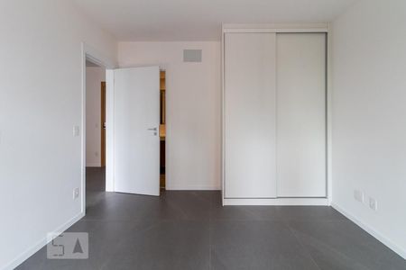 Apartamento à venda com 64m², 1 quarto e 1 vagaSuite
