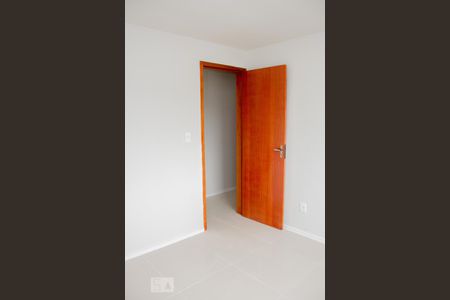 Quarto 01 de apartamento para alugar com 2 quartos, 60m² em Vila Valqueire, Rio de Janeiro