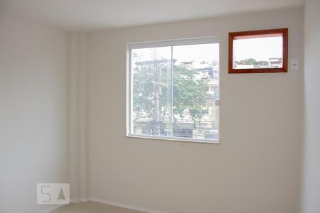 Quarto 02 de apartamento para alugar com 2 quartos, 60m² em Vila Valqueire, Rio de Janeiro