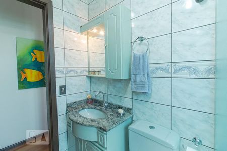 Casa à venda com 335m², 4 quartos e 3 vagasBanheiro 2