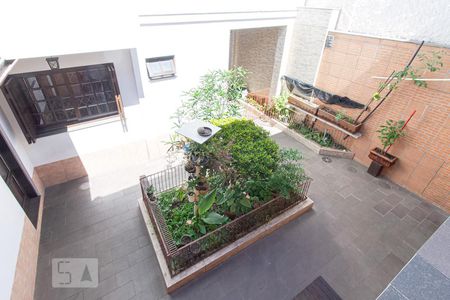 Casa à venda com 335m², 4 quartos e 3 vagasPátio