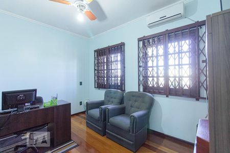 Casa à venda com 335m², 4 quartos e 3 vagasQuarto 2