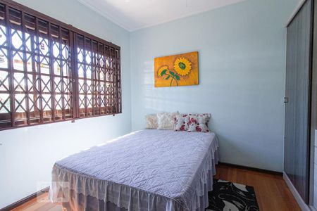 Casa à venda com 335m², 4 quartos e 3 vagasQuarto 1