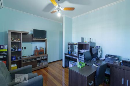 Casa à venda com 335m², 4 quartos e 3 vagasQuarto 2