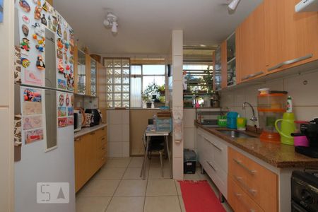 Apartamento à venda com 69m², 2 quartos e 1 vagaCozinha