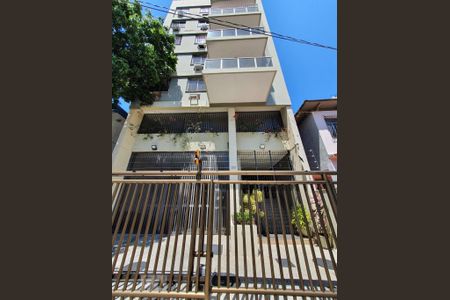 Apartamento à venda com 69m², 2 quartos e 1 vaga Apartamento à venda com 69m², 2 quartos e 1 vagaFachada