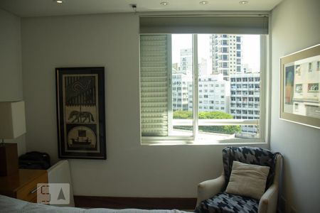 Apartamento à venda com 510m², 4 quartos e 6 vagas Apartamento à venda com 510m², 4 quartos e 6 vagasSuíte 2