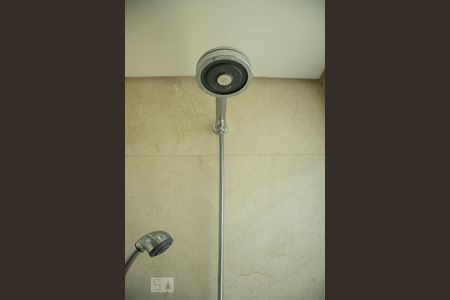 Apartamento à venda com 510m², 4 quartos e 6 vagas Apartamento à venda com 510m², 4 quartos e 6 vagasBanheiro Suíte 1