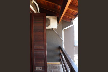 Casa à venda com 92m², 2 quartos e 1 vagaSacada