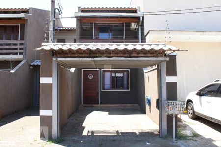 Casa à venda com 92m², 2 quartos e 1 vagaFachada
