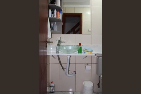 Casa à venda com 92m², 2 quartos e 1 vagaBanheiro 2