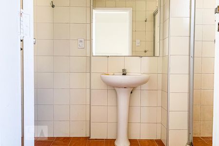 Studio à venda com 32m², 1 quarto e sem vaga Studio à venda com 32m², 1 quarto e sem vagaBanheiro