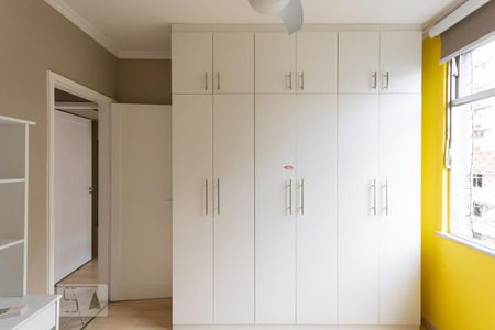 Quarto 1 de apartamento à venda com 2 quartos, 64m² em Maracanã, Rio de Janeiro