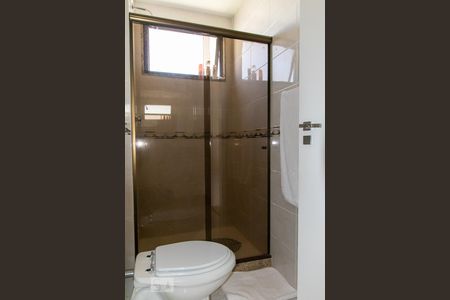 Apartamento à venda com 420m², 3 quartos e 3 vagasBanheiro da Suíte 2