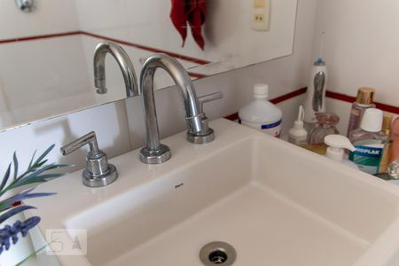 Apartamento à venda com 420m², 3 quartos e 3 vagasBanheiro da Suíte Master