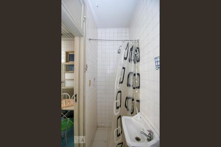 Apartamento à venda com 169m², 3 quartos e sem vaga Apartamento à venda com 169m², 3 quartos e sem vagaBanheiro de Serviço