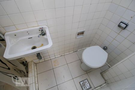 Apartamento à venda com 169m², 3 quartos e sem vaga Apartamento à venda com 169m², 3 quartos e sem vagaBanheiro de Serviço