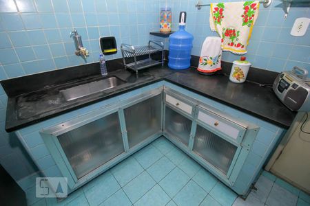 Apartamento à venda com 169m², 3 quartos e sem vaga Apartamento à venda com 169m², 3 quartos e sem vagaCozinha - Armários